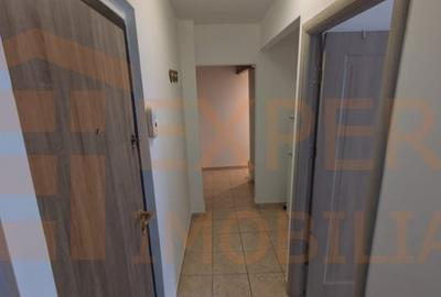 Garsoniera de vanzare, situata in zona Inel II - Constanta - 7