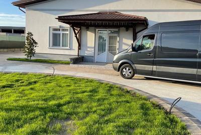 Spațiu comercial, în Central - 4