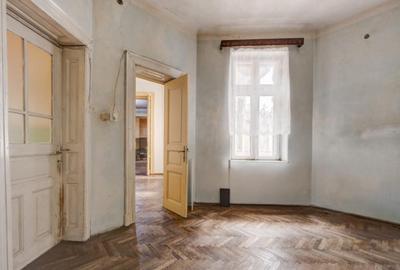 CAROL 11 IUNIE, APARTAMENT 4 CAMERE IN VILA, 120 MP, ETA - 11