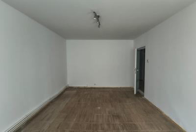 POARTA 6 APARTAMENT CU 3 CAMERE  LIBER GAZE 68 MP PRET 112000 EURO - 8