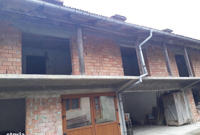 Casă cu 7 camere cu Teren 1764 Mp în Câmpulung la Tisa - 9