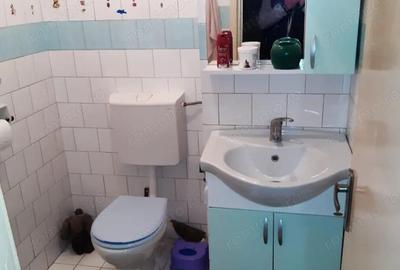 3 camere decomandat vedere pe 2 parti CENTRALA zona Dambovita - 2