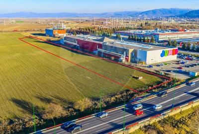 Teren de 5800 mp, în Calea București - 2