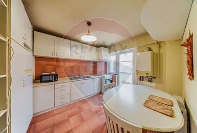 Apartament cu 4 camere semidecomandat, mobilat în Intim - 4