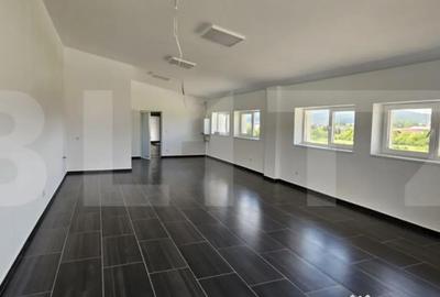 Spațiu comercial, de 2,351 mp, în Central - 6