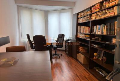 Casă individuală cu 6 camere cu Canalizare în 1 Decembrie - 9