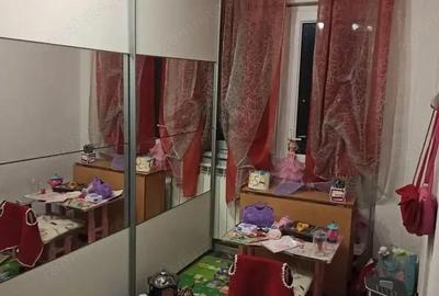 Apartament cu 3 camere decomandat în Micro 13 - 5