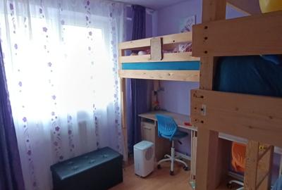Apartament de vanzare, zona Micro 15 - 2