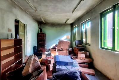 Cladire spatiu de productie si depozitare Carierei - 16