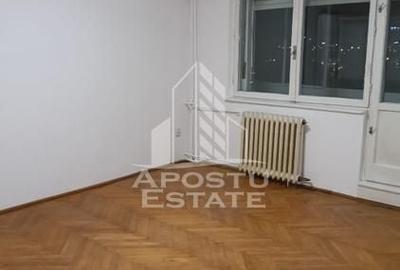 Apartament cu 3 camere semidecomandat în Take Ionescu - 1