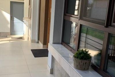 Unirii - Casa Zona Romcab - 600 mp - 1259 mp teren - Garaj dublu - piscina - 10