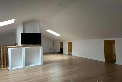 Casă cu 5 camere cu Teren 2000 Mp în Volovăț - 11