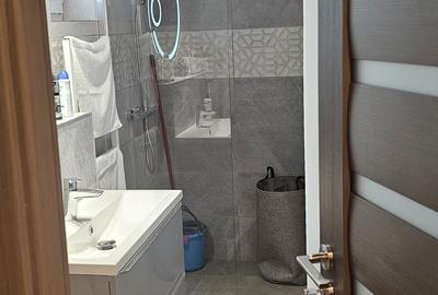 Apartament cu 2 camere în 23 August - 5