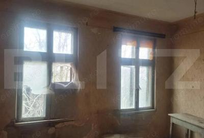 Casă cu 4 camere cu Teren 287 Mp în Lupeni - 12