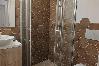 Apartament cu 3 camere decomandat în Sisești - 8