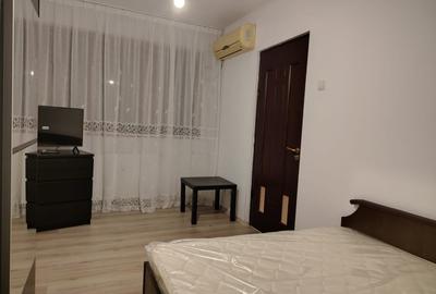 Eroii Revolutiei, doua minute metrou - 8