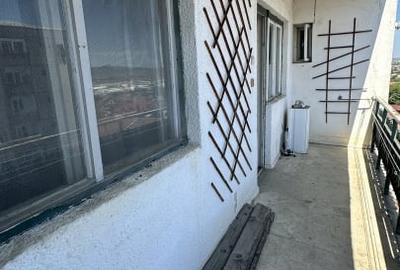 Apartament cu 4 camere decomandat, mobilat în Vasile Aaron - 12