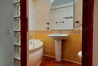 Unirii, Bd.Coposu, Cofetaria Agapitos, bloc 1990, renovat, mobila noua, design chic - 6