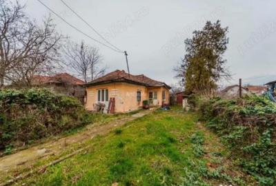 Teren de 50 mp, în Vladimirescu - 5