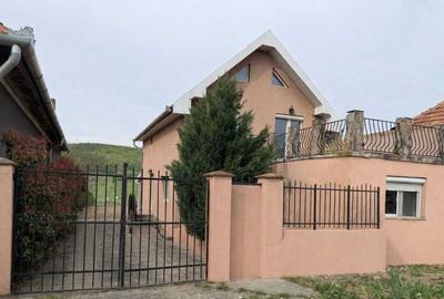 Casă cu 3 camere în Central - 3