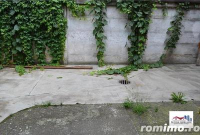 Spatiu Comercial de Inchiriat Zona Semicentrala - 9