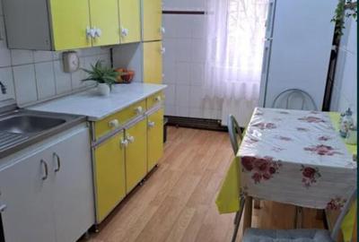 Apartament 2 camere, decomandat - zona Astra - 4