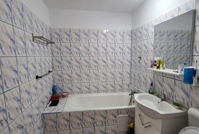 Apartament cu 4 camere decomandat în Vitan - 6