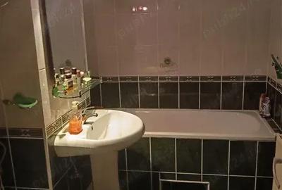 Apartament cu 3 camere de vanzare in b-dul Unirii, Reghin - 2