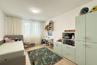 Apartament modern 3 camere, etaj intermediar + parcare - zona Coresi - 7