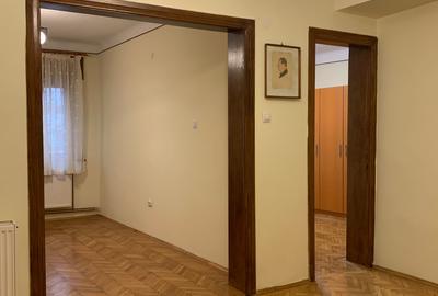 2 camere nemobilate, parter de bloc, centrala proprie - 1