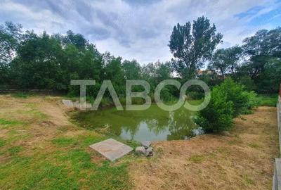 Teren de 1500 mp, în Săcel - 4