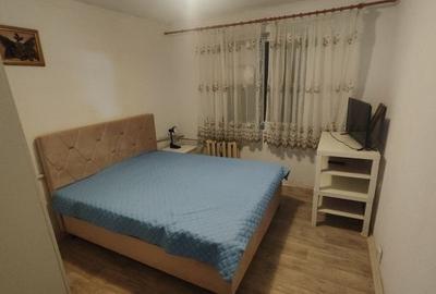Apartament cu 3 camere decomandat, mobilat în Sebastian - 4