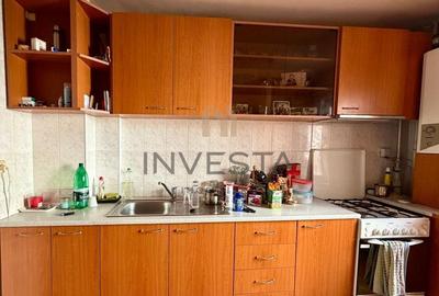 Apartament cu 3 camere  decomandate, etajul1,  zona strazii Slatina ! - 8