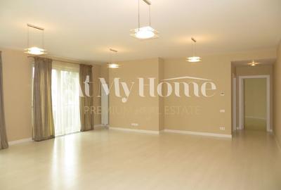 Apartament cu 4 camere decomandat, mobilat în Capitale - 9