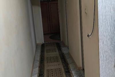 Vând apartament cu trei camere în mun. Dorohoi. - 2
