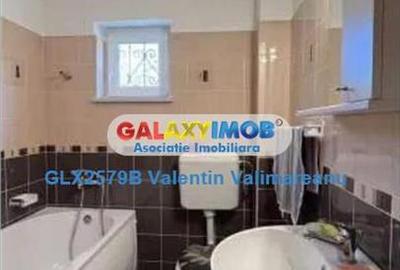 Casă cu 7 camere cu Canalizare în Central - 4