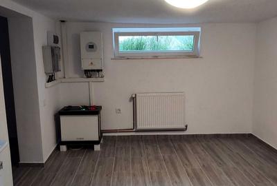 Casă cu 4 camere cu Teren 250 Mp în Iris - 2