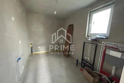 Casă cu 2 camere cu Teren 820 Mp în Totoi - 2