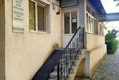 Spațiu comercial, de 55 mp, în Central - 7