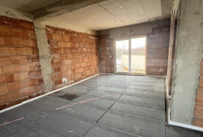 Casa cu 4 camere, curte amenajata - Sura Mica - 7