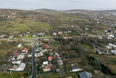 Casă cu Teren 300 Mp în Goruni - 1