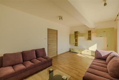 Penthouse cu 2 camere decomandat, mobilat în Tractorul - 14