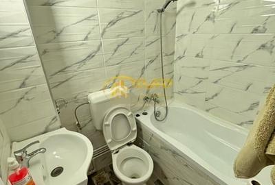 3 camere,decomandat,zona Alexandru Cel Bun,liceul Economic - 1