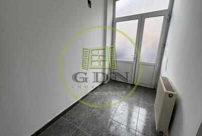 Spațiu comercial, de 100 mp, în Central