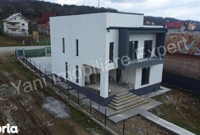 Casă cu 4 camere cu Teren 1000 Mp în Băiculești - 19