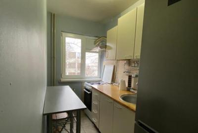 Apartament cu 2 camere semidecomandat în Craiovița Nouă - 2