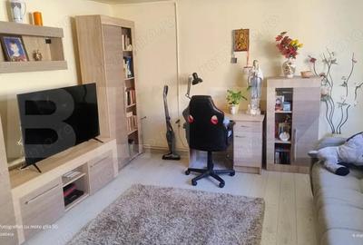 Casă cu 3 camere cu Teren 300 Mp în Central