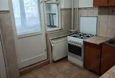 Apartament cu 2 camere decomandat în Rahova - 3