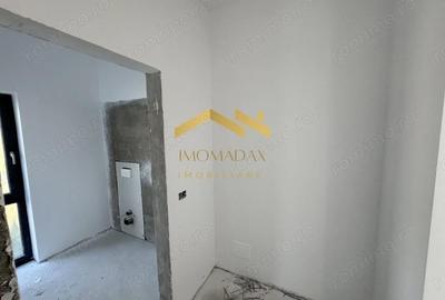 Casă cu 3 camere cu Canalizare în Utvin - 1