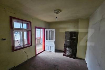 Casă cu 3 camere cu Teren 300 Mp în Mihoești - 5